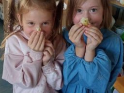 b_1024_768_0_00_images_2023_2024_Swietlica_Dzien_chleba_394440274_792095532718397_945249064833591481_n